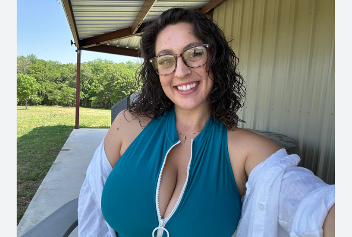 Tati Evans: Age, Career, Net Worth, Family, Height, Bio 2024