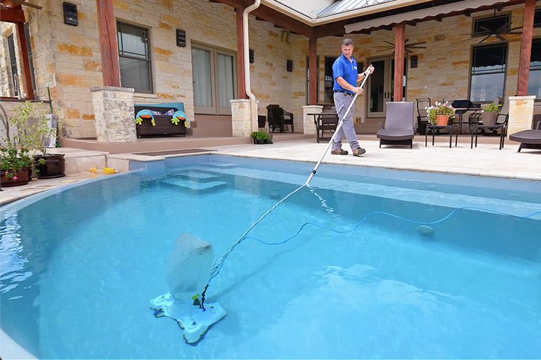 What to Look for When Choosing Equipment from Top Pool Manufacturers